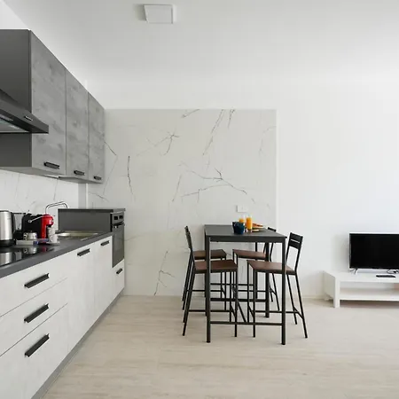 Guesthost - Al Borgo Felice Apartament Bari